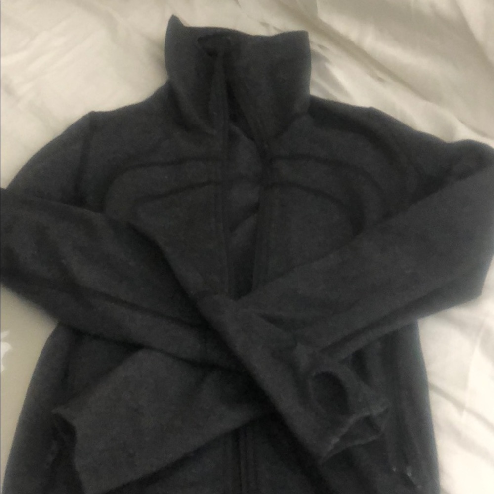 Lululemon jacket size 2